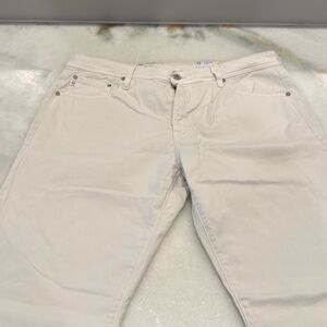 listing-status-banner